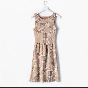 Knitted & Knotted Anthropologie Dress Size‎ L Ivory Floral Sweater Sheath Wool